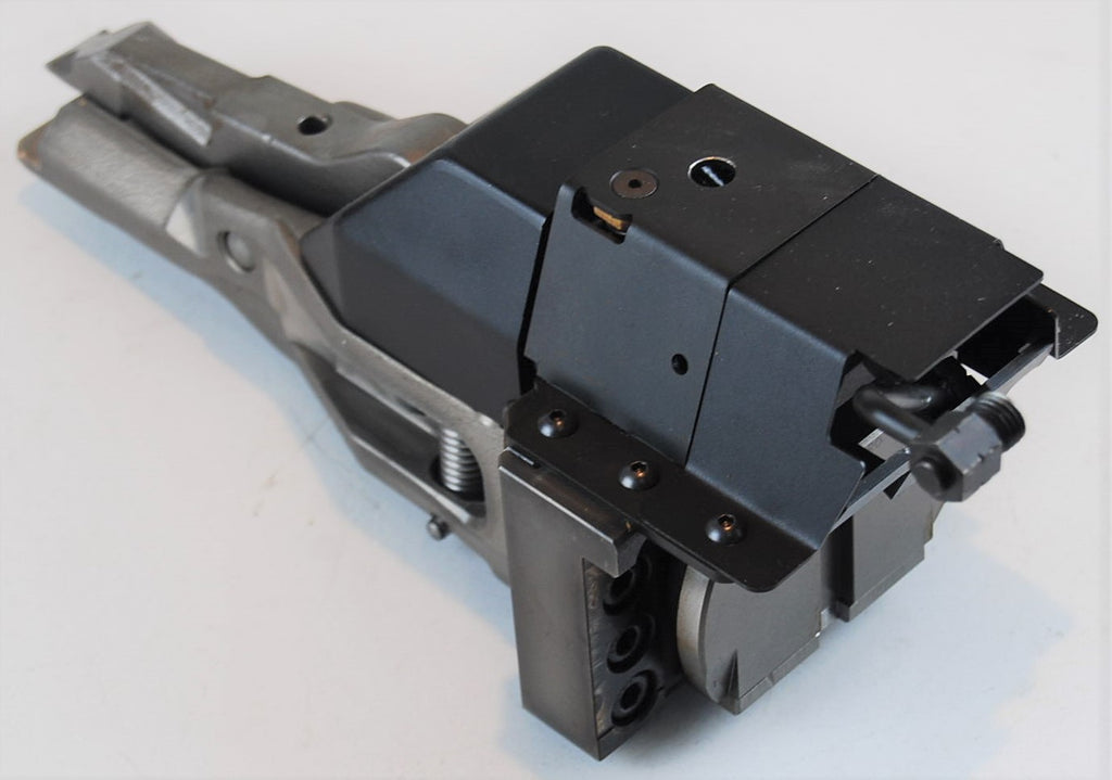 Vertically adjustable clamp